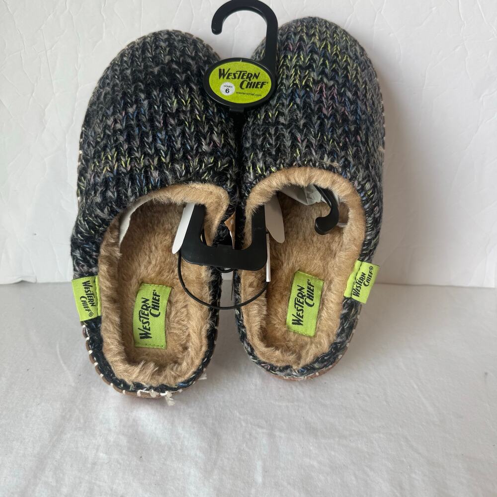 New Western Chief Evelyn Knit Women's Slippers Size 6 Faux Fur‎ Rubber Bottom